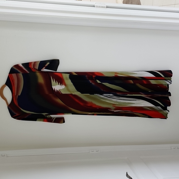 Fantazia Maxi Dress Medium with 3/4 sleeves. Draps beautifully. - Picture 3 of 4